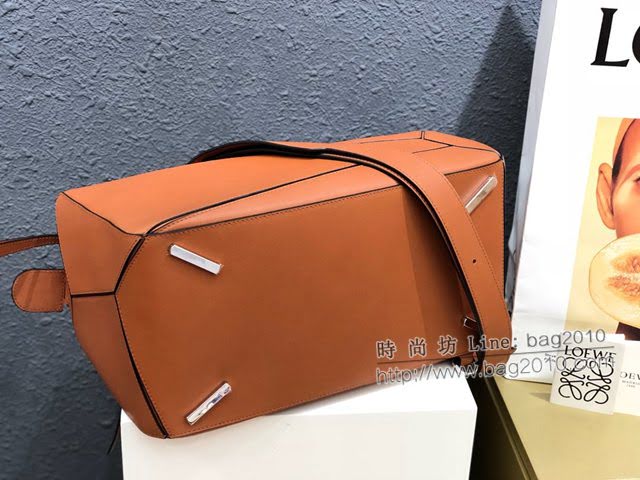 LOEWE爆款男女通用包包 羅意威大號Puzzle拼接手提斜挎包 10170  tcl1273